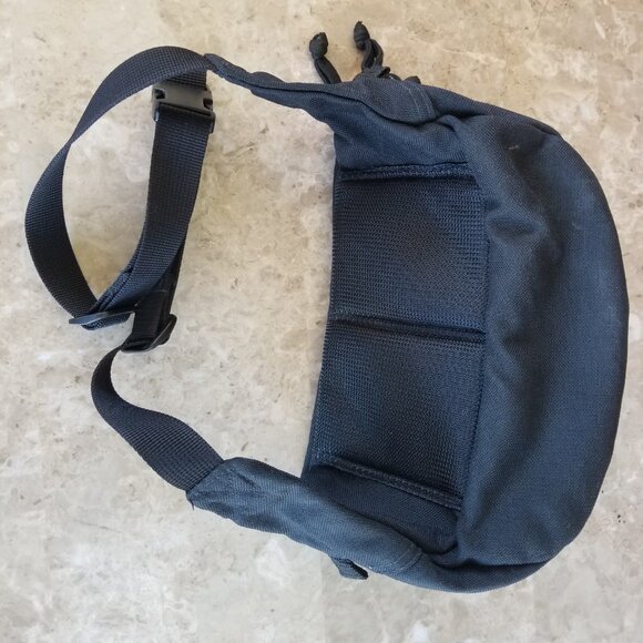 🎉HP🎉 Eddie Bauer Black Waist Pack / Fanny Pack - Picture 5 of 7
